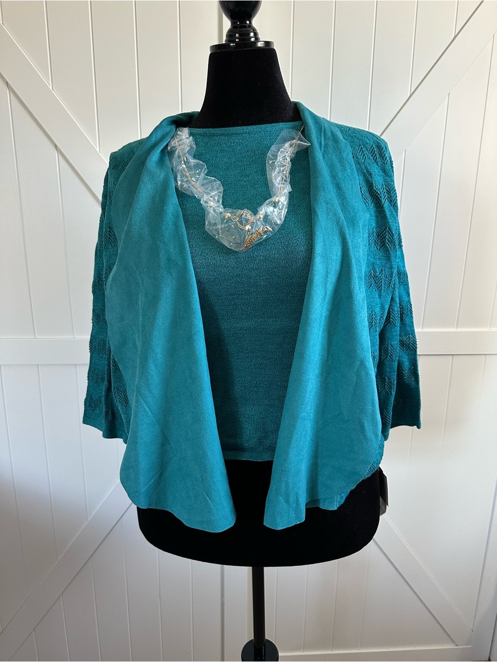 Alfred Dunner Petite Large Peacock Teal 2-in-1 Cardigan Look Top NWT Necklace